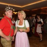 Schinostalgiker Helmut Märzinger schwingt das Tanzbein