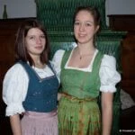 Pongauer Festtagstracht Alt und Neu